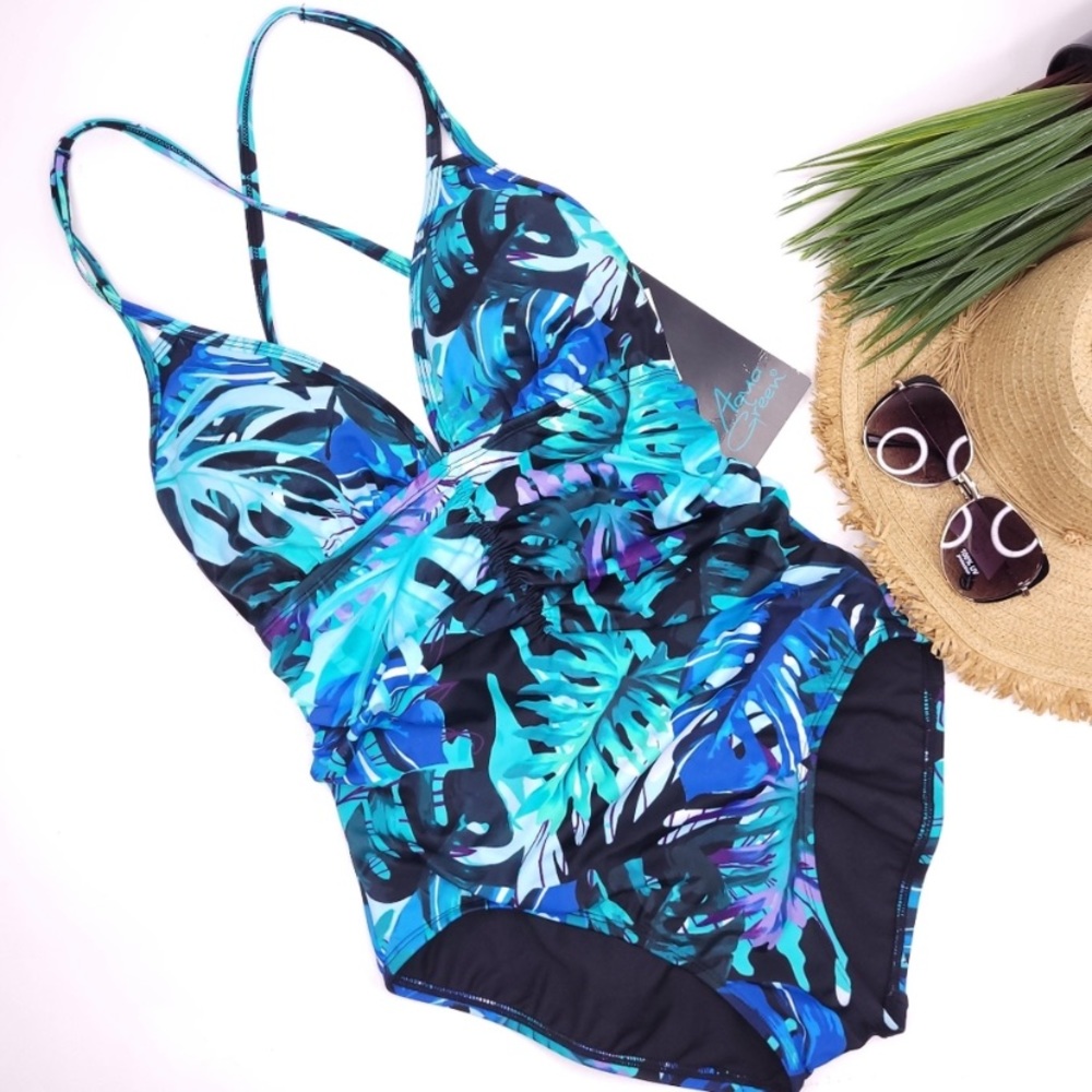Aqua Green one piece bathing suit Size M vacay cruise swim modest full coverage